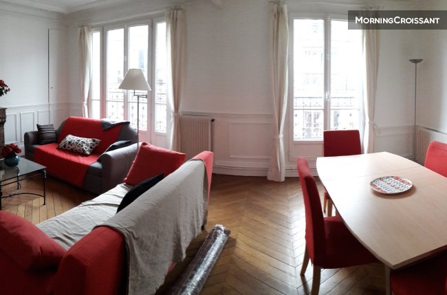 Furnished 2-3 rooms Metro Pasteur