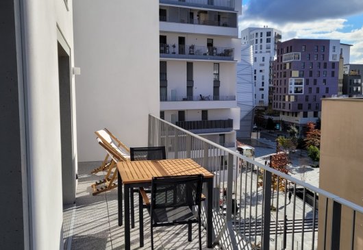 Lovely 2bedroom flat ideal location