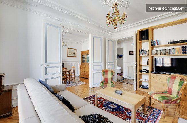Cosy flat - 10th