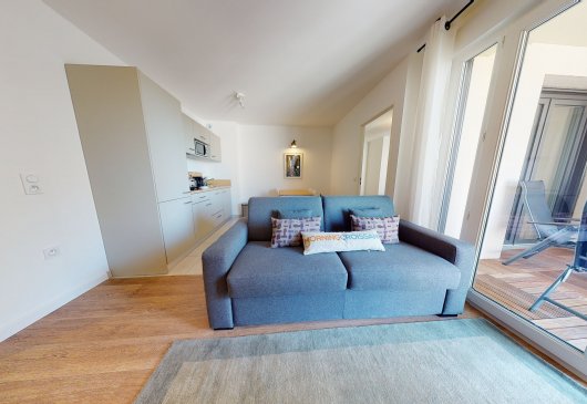 T2 in a residence with terrace