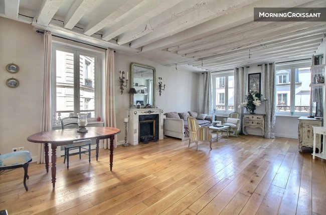 Cute apartment 2 bedrooms in 12th
