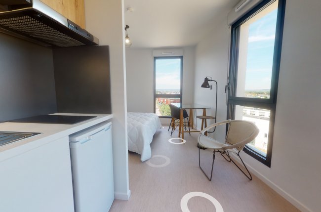Furnished studio for students