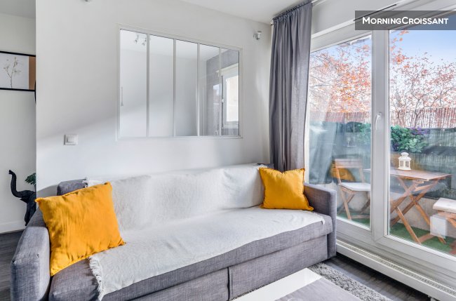 Bright flat with balcony
