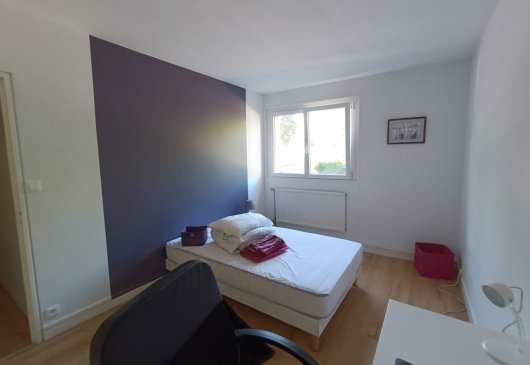 Large room in shared apartment Roue