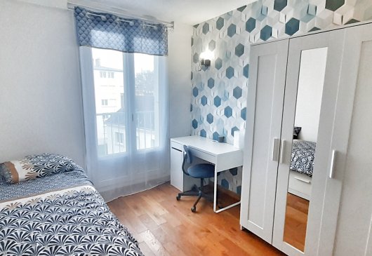 Room in coliving - coup hexa v