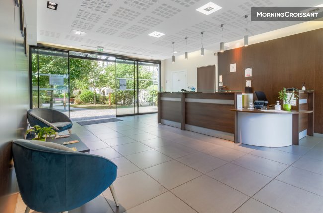 Studio 10min from city center