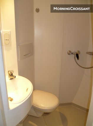 Studio near Paris