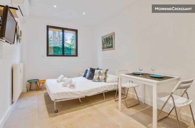 Beautiful studio near the centre