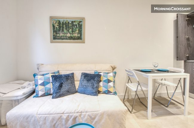 Beautiful studio near the centre