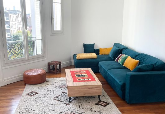 Modern apartment near Paris