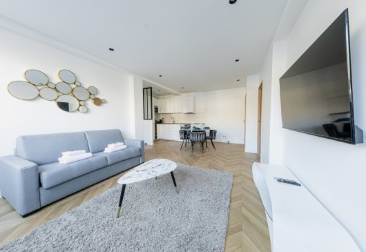 Cosy flat W/ 2 bedrooms- Levallois