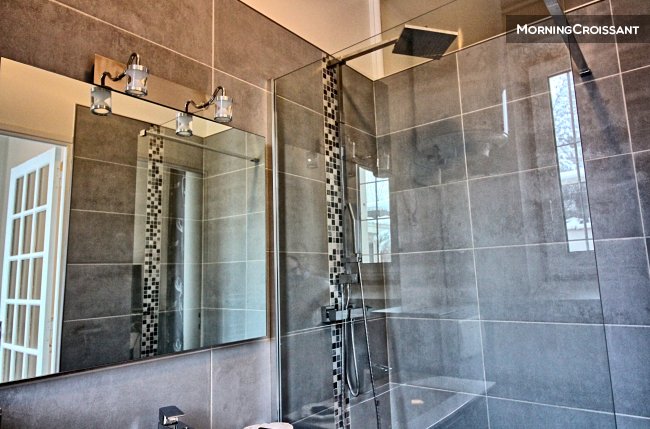 Lovely flat near the train station