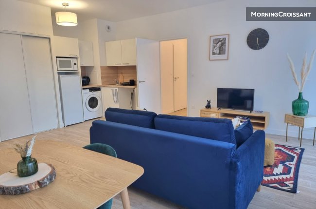Flat in residence