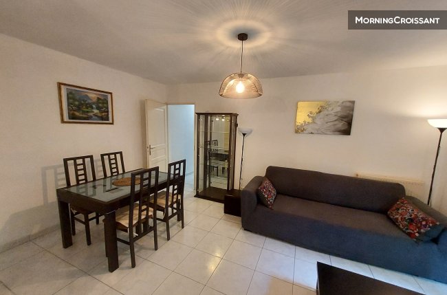 Equipped 2-room apartment, parking