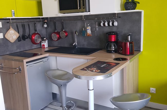 Furnished studio near Lycée Guérin