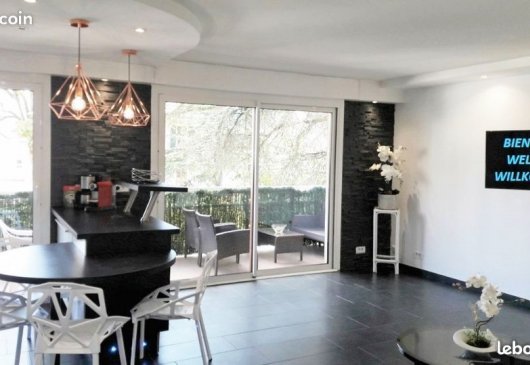 Superb designer flat for 4