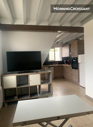 F3 furniture 47m2 floor space
