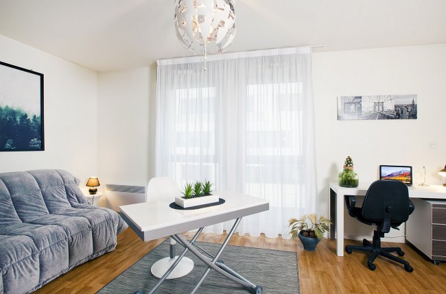 Fully equipped studio