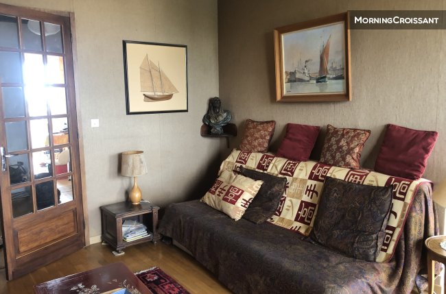 Lovely T5 apt near the town centre