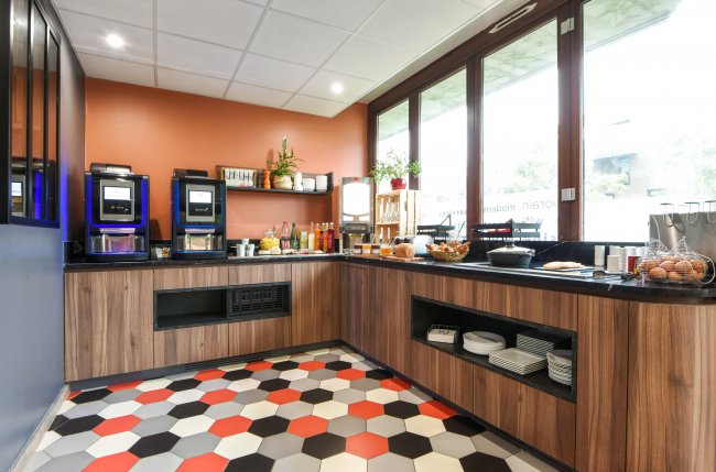 Nice studio with hotel services
