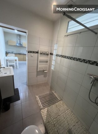 Flat centre sommieres