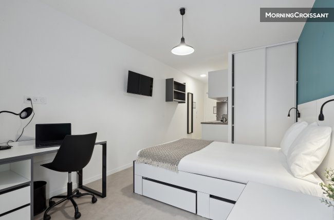 Studio double bed Le Havre