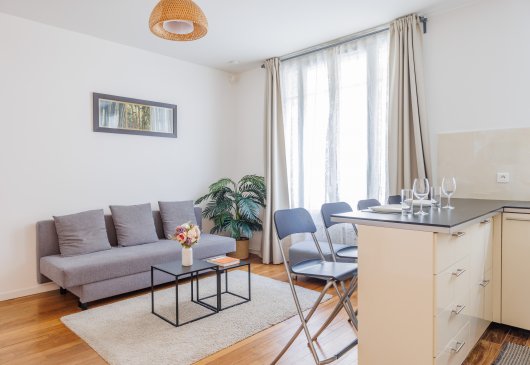 Flat COSY near La Villette