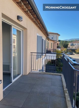 T3 flat in the heart of Le Rouret