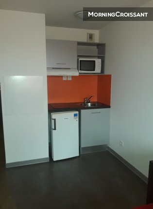 Lovely fully-equipped studio