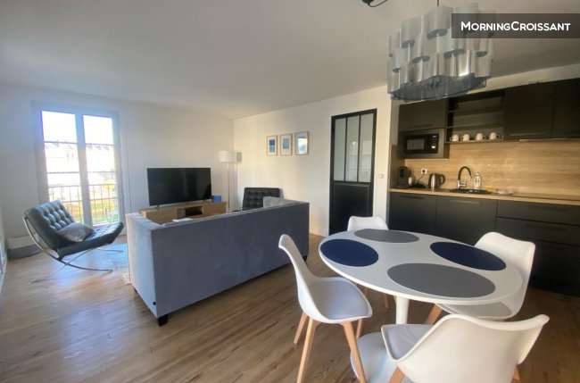 2 rooms/parking area Bassin view