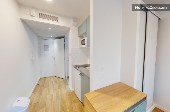 Studio in new residence