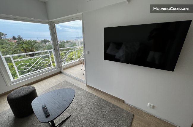 Magnificent sea view flat