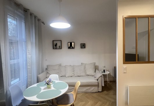 Charming apartment 10min from Paris