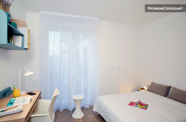 Furnished studio in new residence