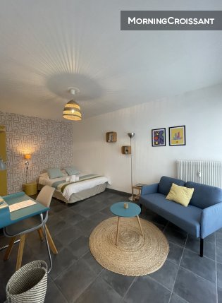 Furnished flat with parking