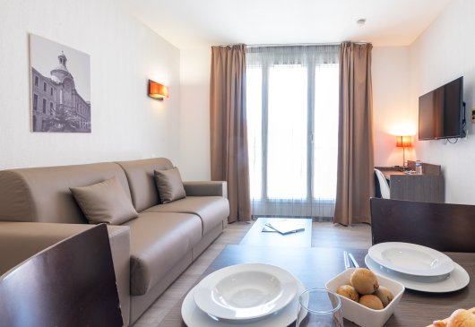 1 br flat