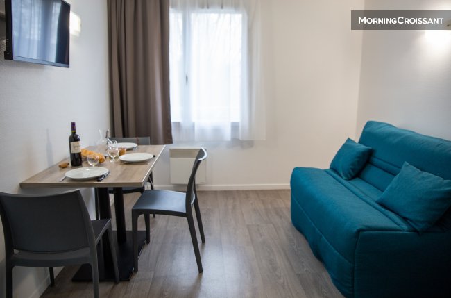 1BR apt with wifi and tv