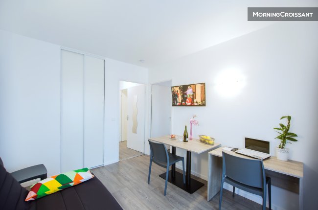 1BR apt with wifi and tv