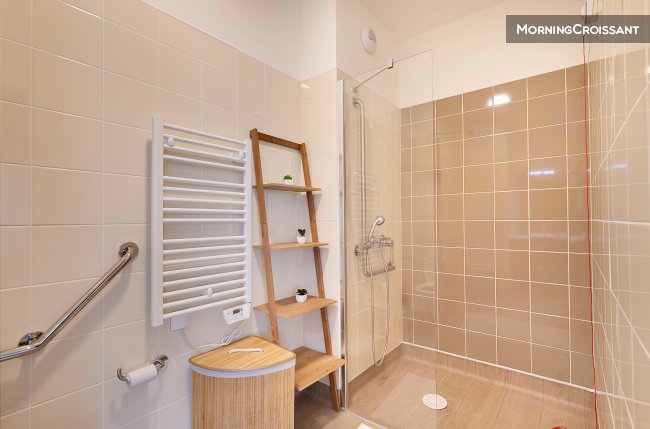 Nice T2 in quiet & secure residence