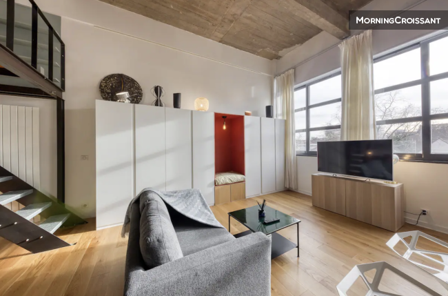 Loft near Paris line 8