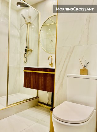 Luxurious flat in the old port