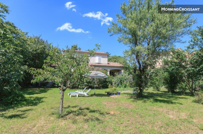 Beautiful, quiet house with garden