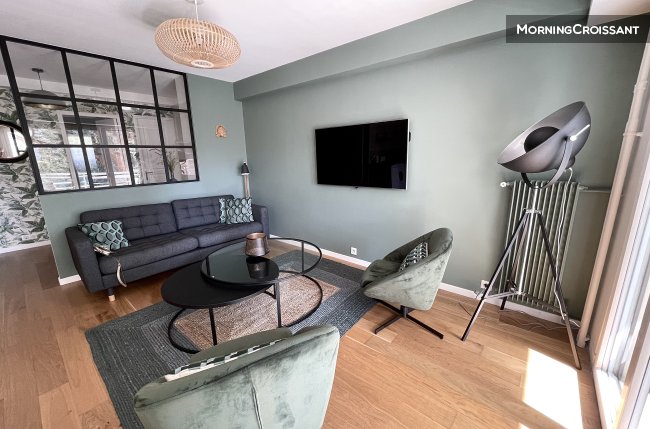 T3 trendy decor + beautiful balcony