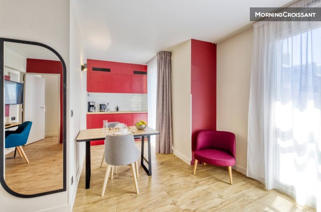 Beautiful T2 with hotel services