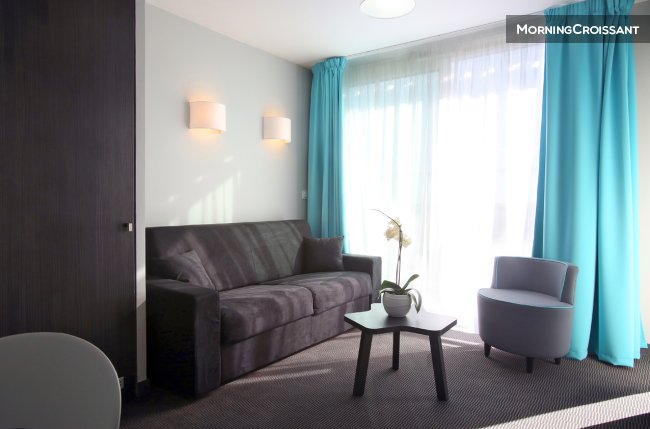 Beautiful T2 with hotel services