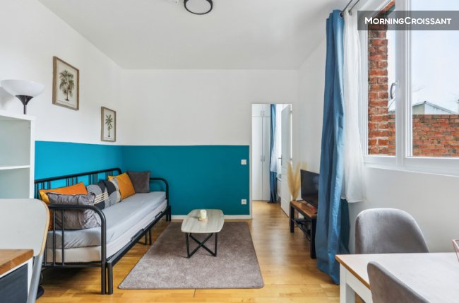 Cosy apartment just outside Paris