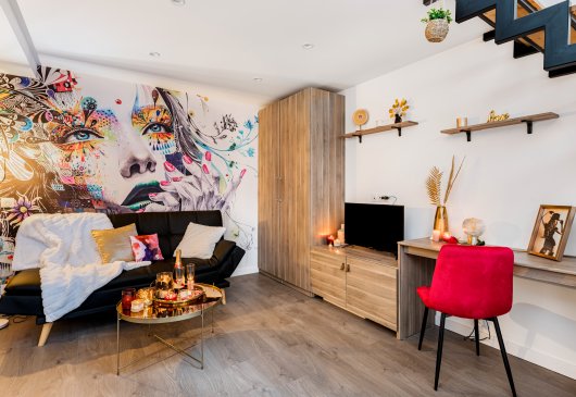 Duplex T2 furnished w all comforts