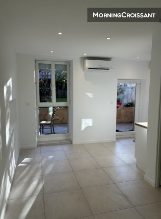 Renovated T2 with garden and cellar