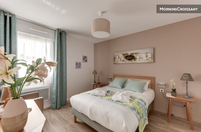 Beautiful flat in residence