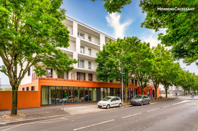 Furnished studio near Paris